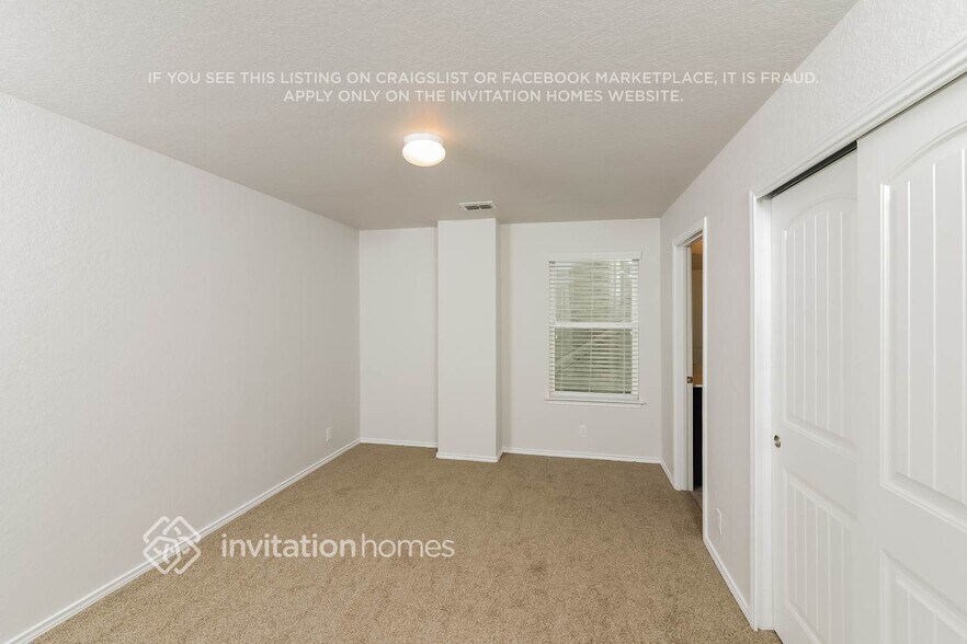 Building Photo - 13815 Murphy Haven