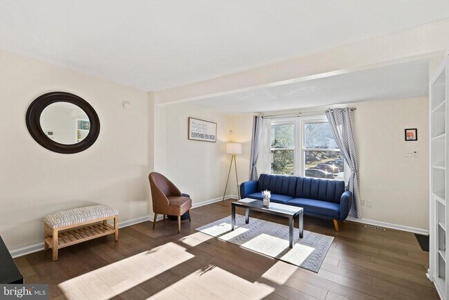 Building Photo - 5341 Harbor Ct Dr