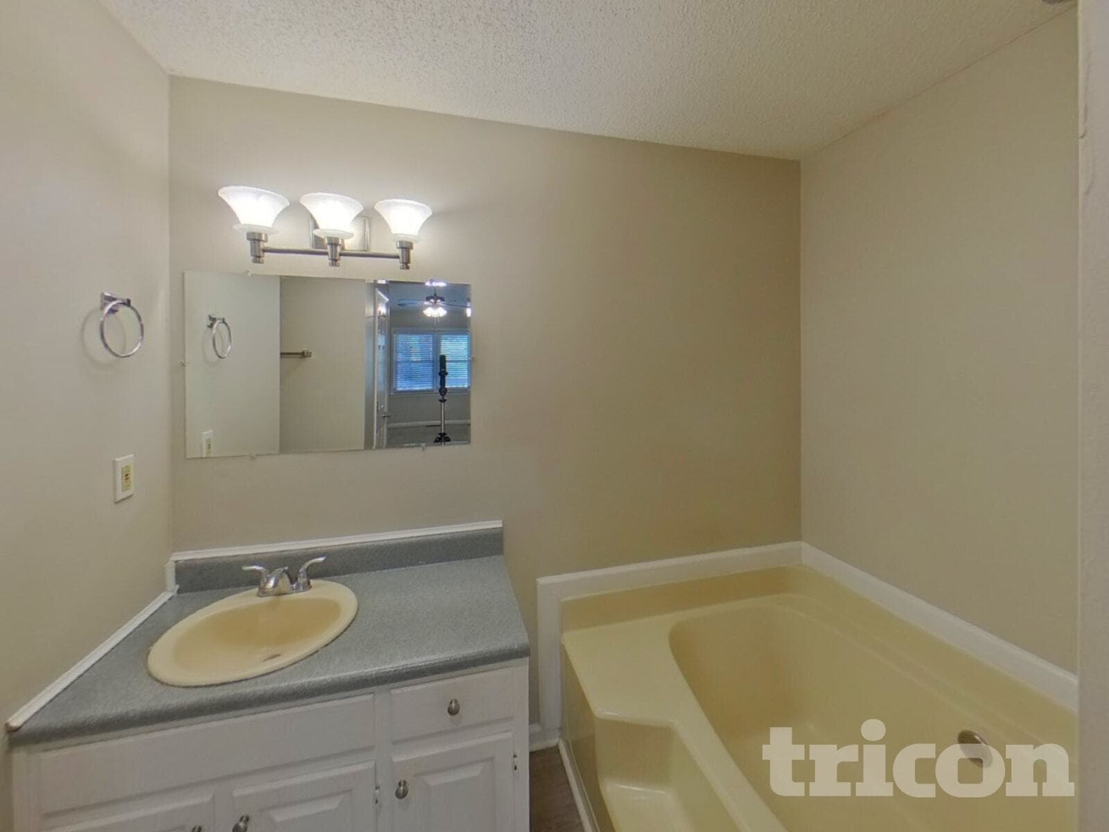 Building Photo - 296 Whitney Ln