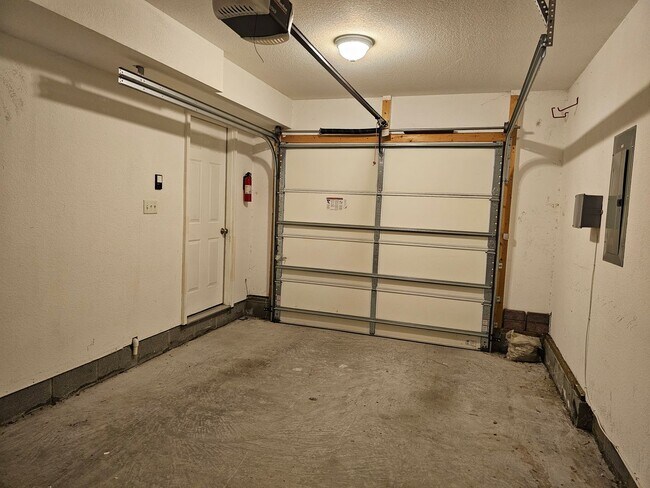 Building Photo - 135 S Comanche Cluster