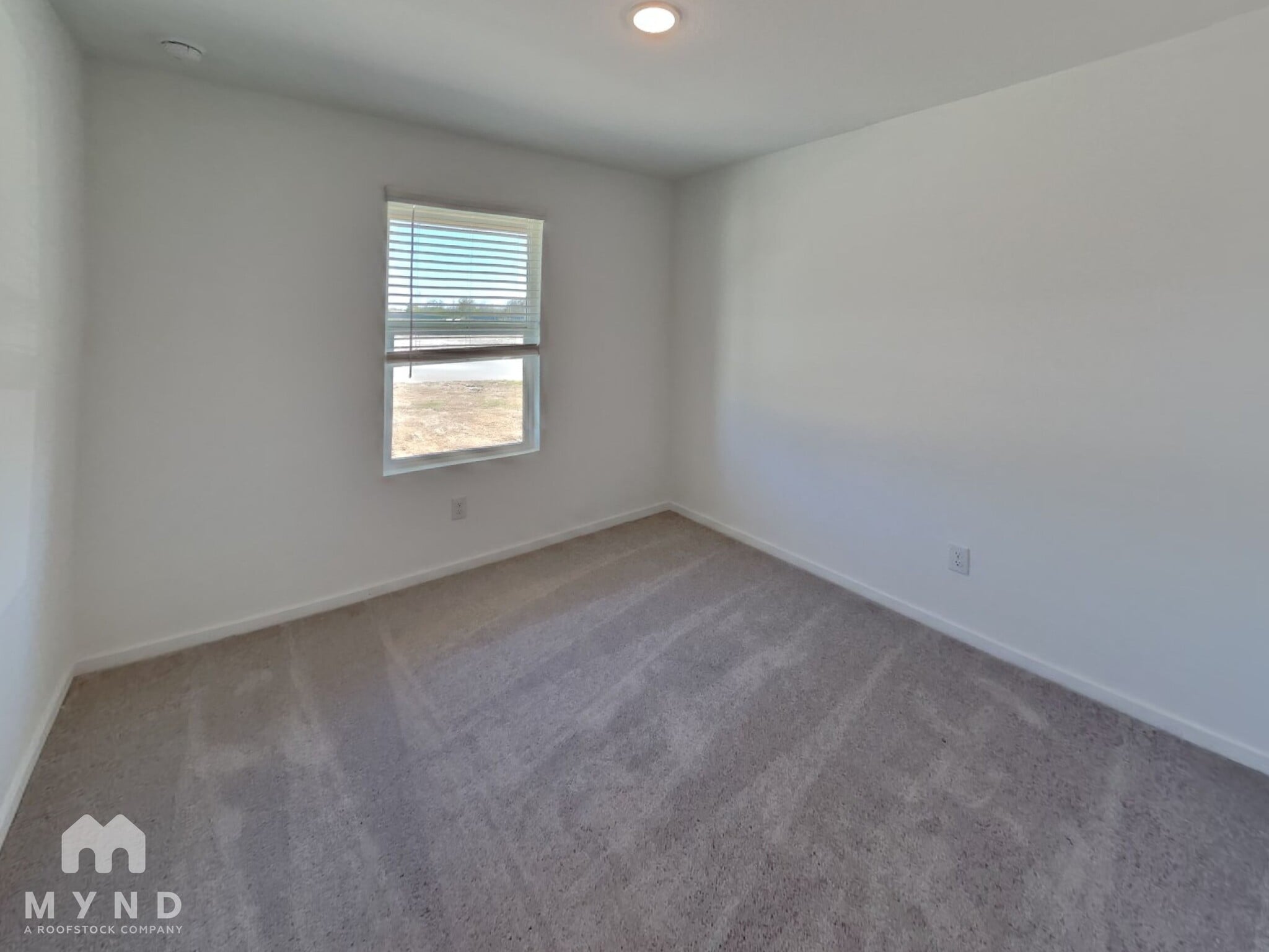 Building Photo - 340 Pacific Waters