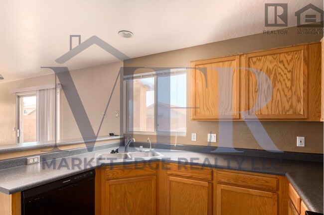 Building Photo - 4Bed/2Bath Home in El Mirage! $199 MOVE-IN...