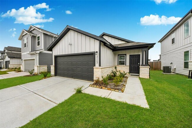 Building Photo - 23502 Weir Box Rd