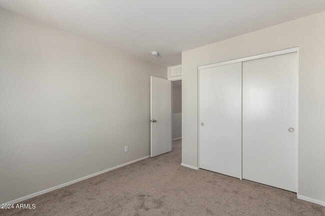 Building Photo - 23598 W Bowker St