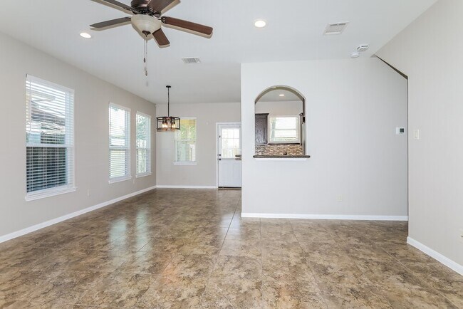 Building Photo - 18428 Sunrise Maple Dr