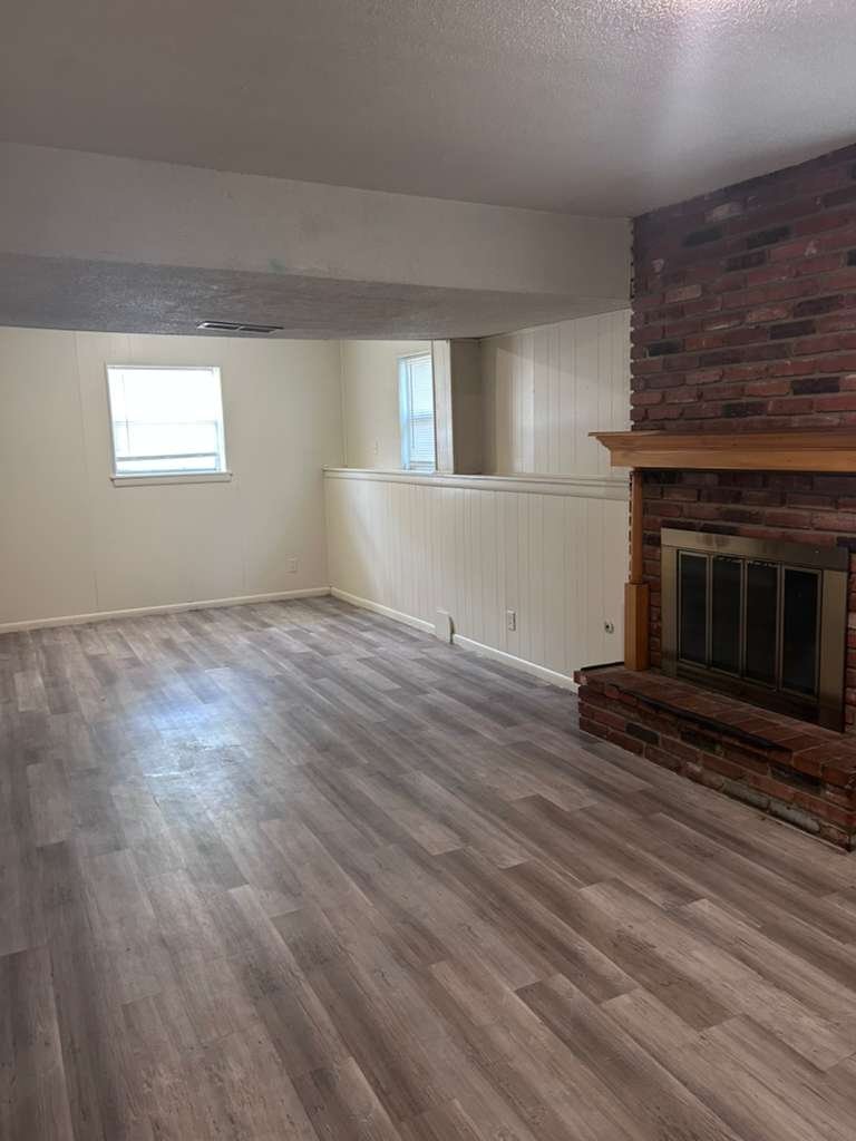 Building Photo - 10705 W 90th Terrace