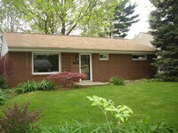 Building Photo - 710 Richards Ln