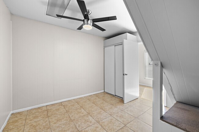 Building Photo - 6430 Montezuma Rd