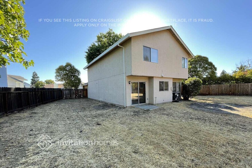 Building Photo - 6036 Sun Dial Way