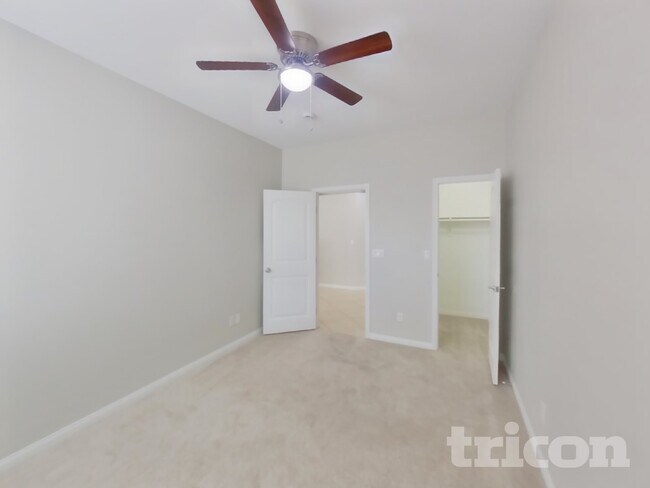 Building Photo - 2204 Turtle Beach Ave