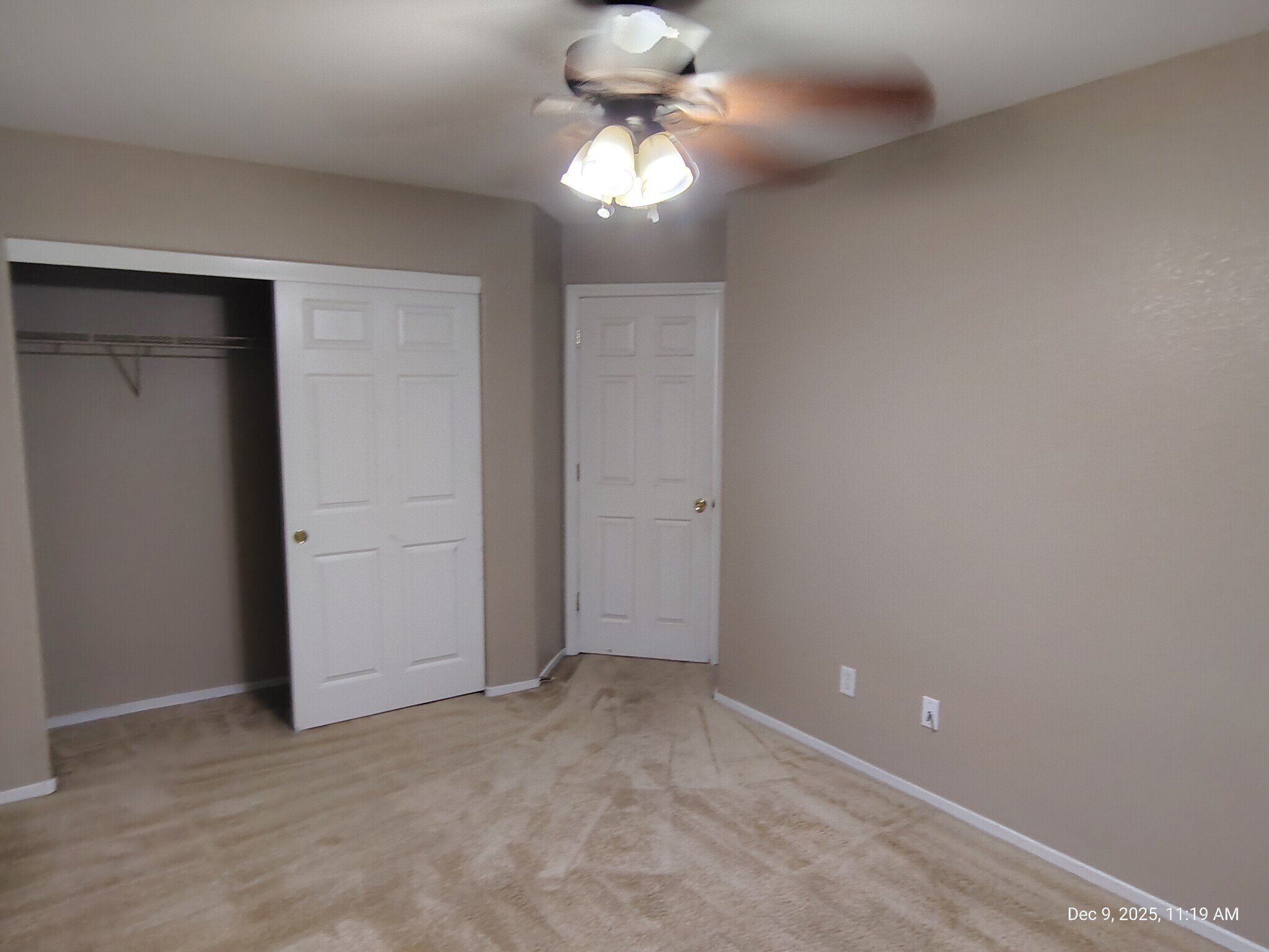 Building Photo - 4715 Deer Forest Ave