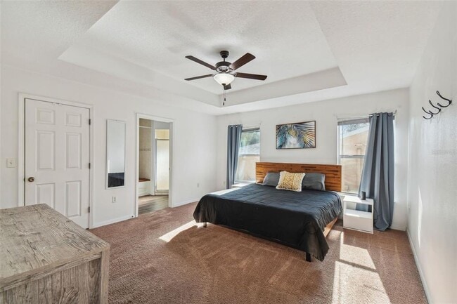 Building Photo - 5840 Mariposa Dr
