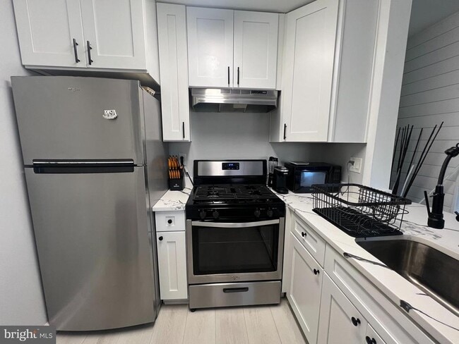 Building Photo - 10528 Cross Fox Ln