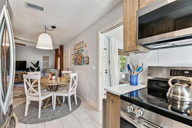 Building Photo - 11250 2nd St E