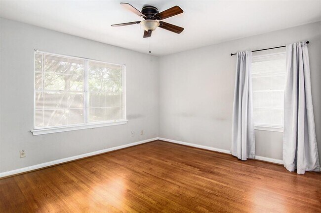 Building Photo - 5538 Pagewood Ln
