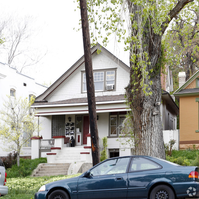 Building Photo - 941 E 300 S