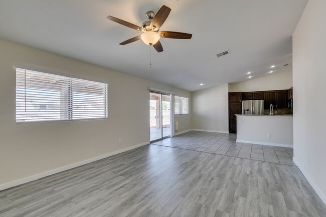 Building Photo - Charming 3-Bedroom Home in N Las Vegas
