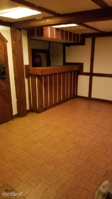 Building Photo - 2 br, 1.5 bath Townhome - 142 BEACONRIDGE DR
