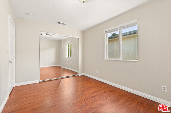 Building Photo - 9155 Cedros Ave