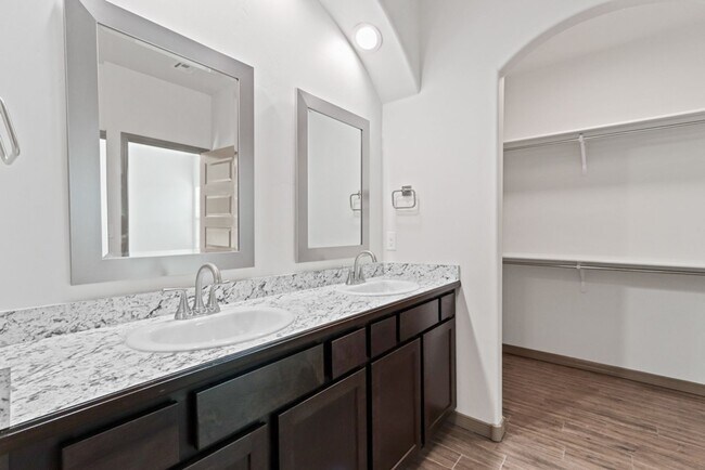 Building Photo - 4027 Apache Pine Pl