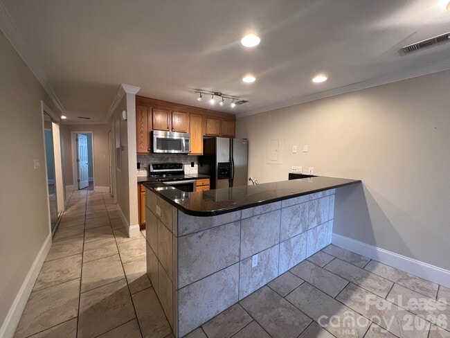 Building Photo - 18733 Vineyard Point Ln