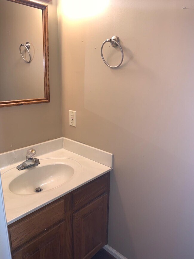 Building Photo - 1129 Turkey Foot Rd