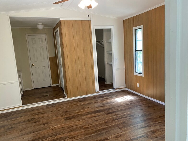 Building Photo - 114 Heathcliff Rd