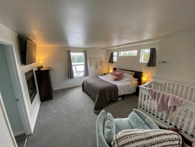 Building Photo - 24015 130th Ave SE