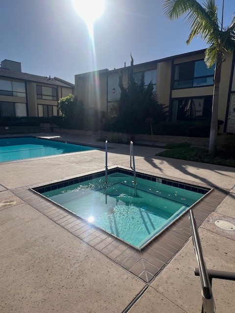 Building Photo - 3520 Maricopa St