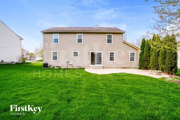 Building Photo - 841 Elgin Cir