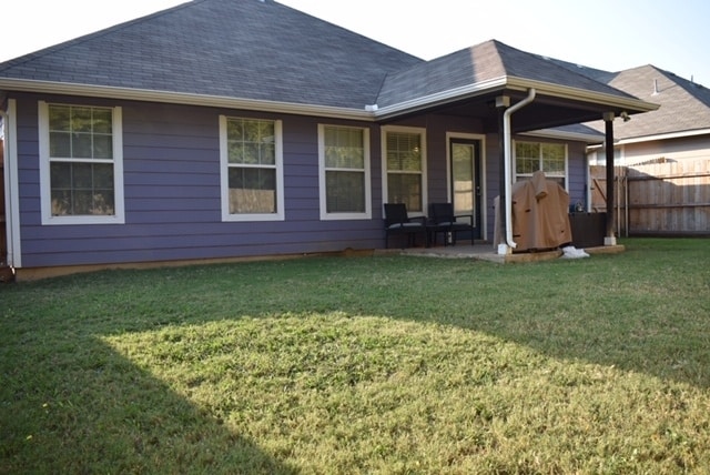 Building Photo - 2216 Arrowhead Dr
