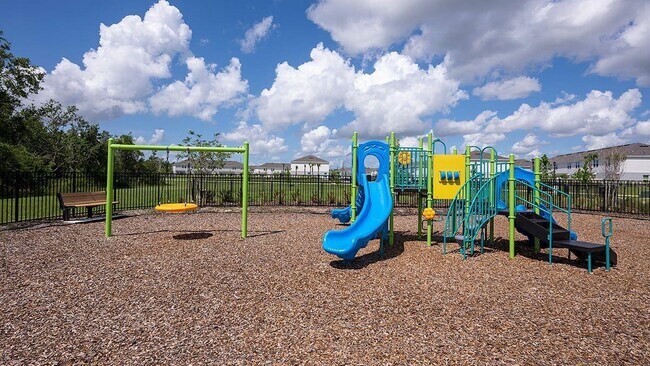 Building Photo - 3221 Skyline Lp