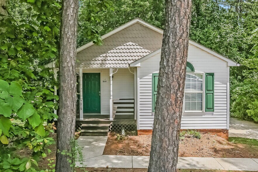 Primary Photo - 7019 Idlewild Brook Ln
