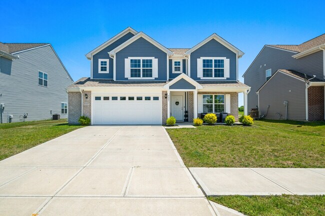 Building Photo - 4007 Woodview Dr