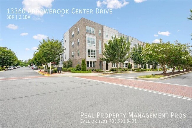Building Photo - 13360 Arrowbrook Centre Dr