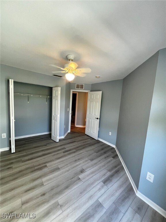 Building Photo - 3624 Pine Oak Cir