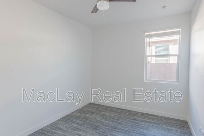 Building Photo - 36610 W Mediterranean Way