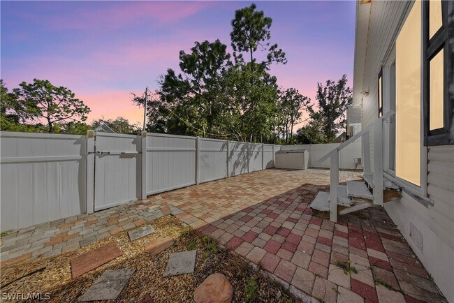 Building Photo - 286 Leawood Cir