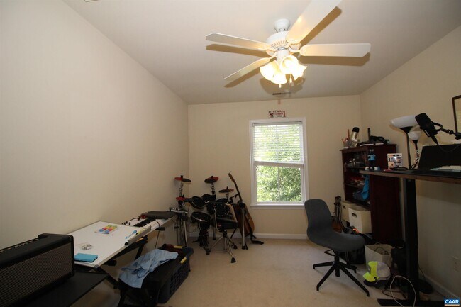 Building Photo - 106 Melbourne Park Circle