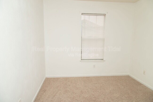 Building Photo - 3940 Horse Run Glen