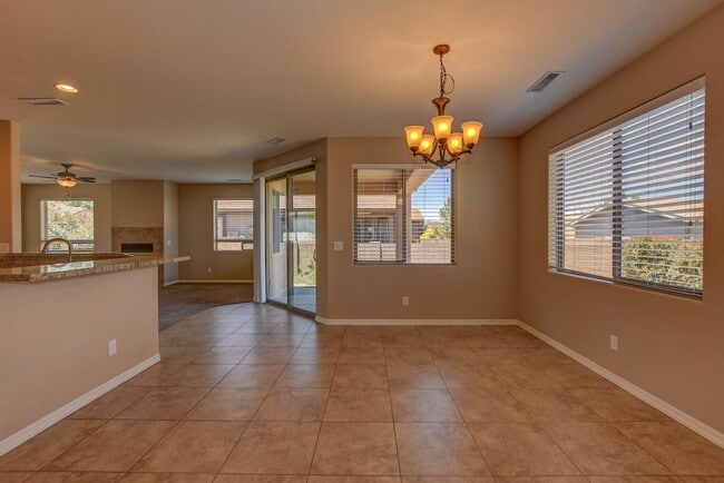 Building Photo - Beautiful home in Prescott