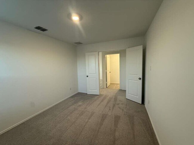 Building Photo - 18022 Lark Sparrow Dr