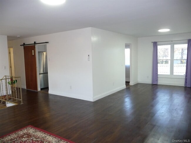 Building Photo - 7 Weather Vane Way