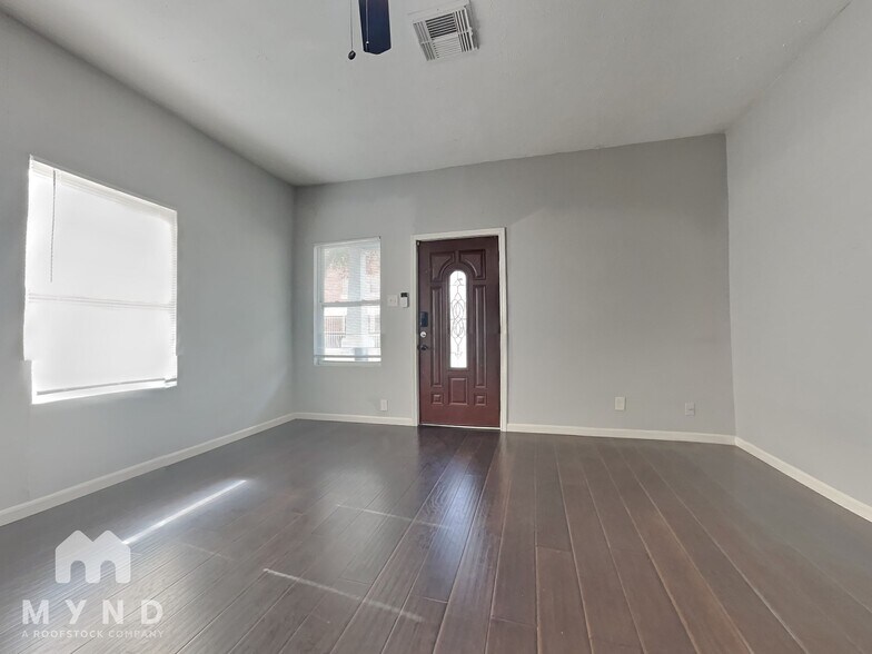 Building Photo - 1606 Ruthven St