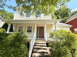 Building Photo - Available for the 2026-2027 lease term.