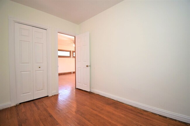 Building Photo - Cute 3 Bed 2 Bath Home in Sugarhouse!!!