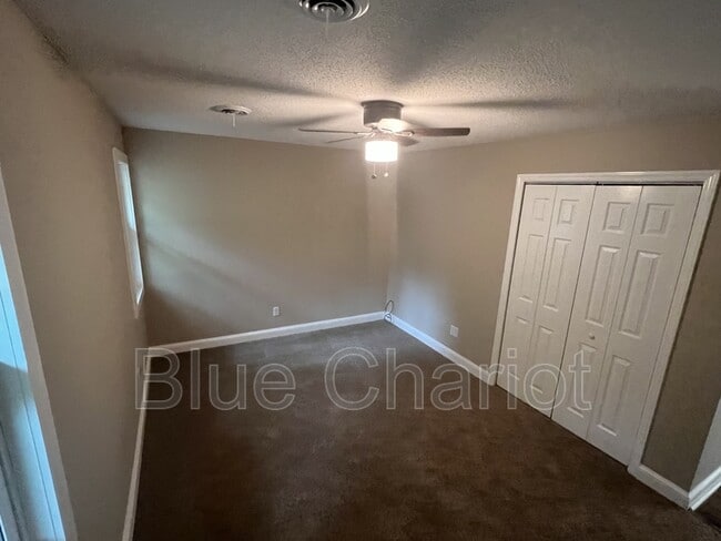 Building Photo - 4100 Pittsford Rd