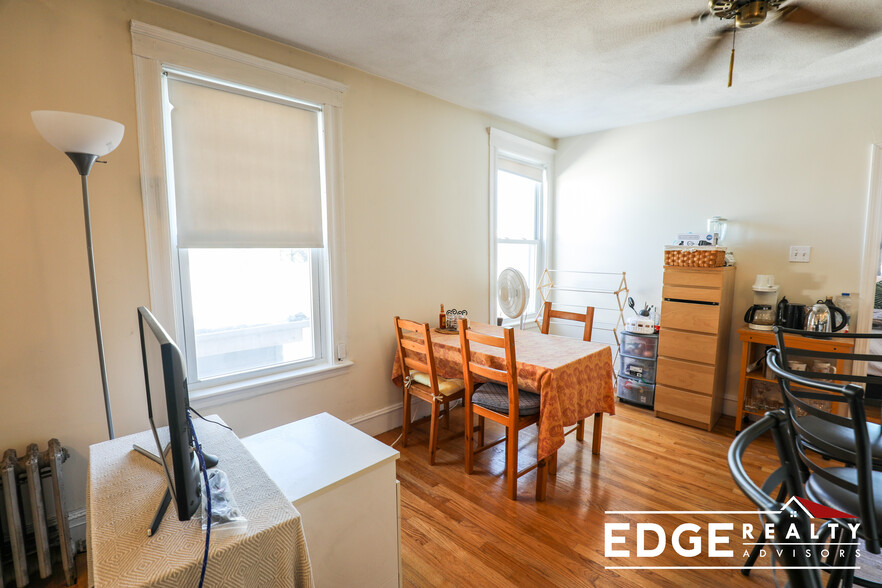 Building Photo - 4 Rockledge St