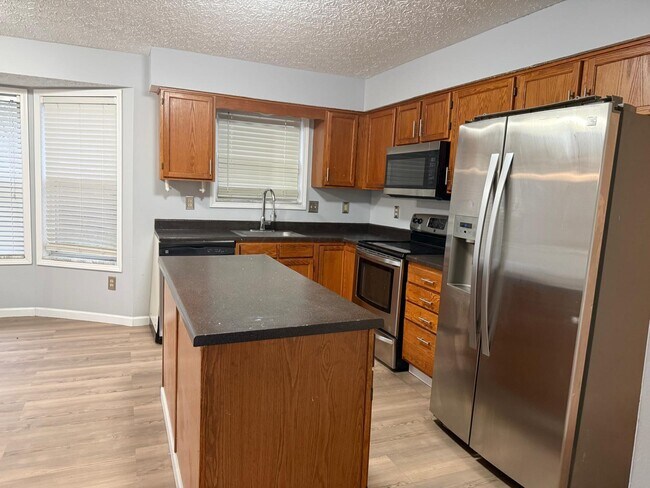 Building Photo - 6729 Kristins Cove Ln