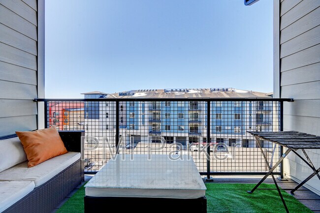 Building Photo - 9287 Twenty Mile Rd